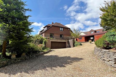 4 bedroom detached house for sale, Godshill