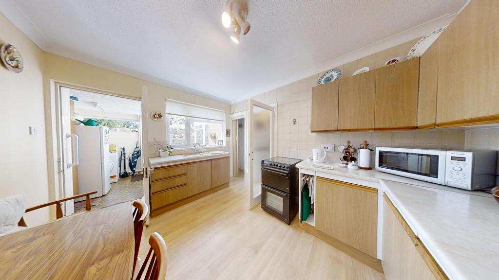 High-Street-Wyke-Regis-Weymouth-UK-08132024 161958