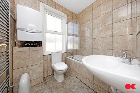 29 Farmer Road, London, E10 5DL