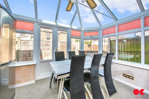 29 Farmer Road, London, E10 5DL