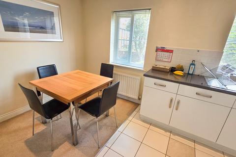 3 bedroom end of terrace house for sale, Cravenwood Road, Reddish