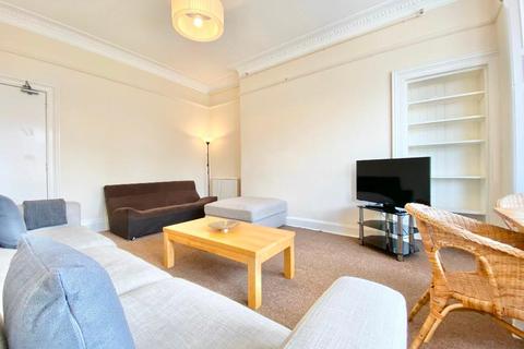 5 bedroom flat to rent, East Claremont Street, Edinburgh EH7