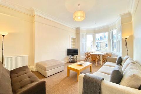 5 bedroom flat to rent, East Claremont Street, Edinburgh EH7