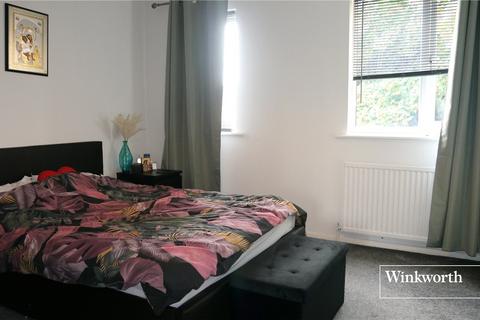 1 bedroom apartment for sale, Isabella Close, London, N14