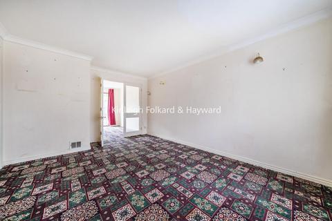 17 Bill Hamling Close, London, SE9 3LP