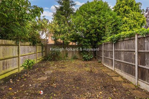 17 Bill Hamling Close, London, SE9 3LP