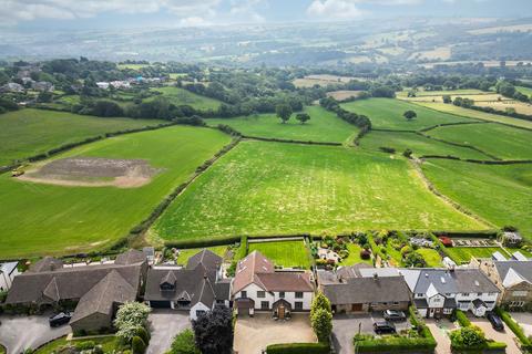 St Keyna Castle Hill, Holmesfield, Dronfield, S18 7WQ