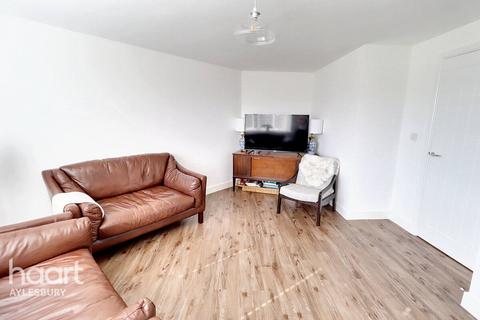 2 bedroom apartment for sale, Keepsake Way, Aylesbury