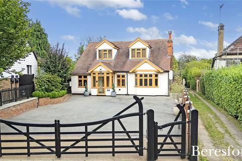 4 bedroom detached house for sale, Ingrave Road, Brentwood, CM15