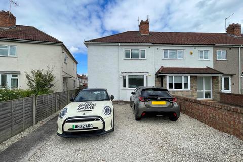 5 bedroom end of terrace house to rent, Manor Road, Bristol BS16