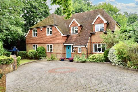 5 bedroom detached house for sale, Reigate Road, Leatherhead KT22