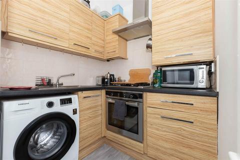 1 bedroom flat for sale, Park Crescent, Worthing