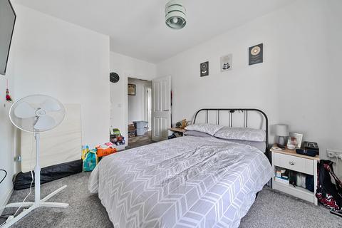 2 bedroom flat for sale, Chessel Drive, Patchway, Bristol, BS34