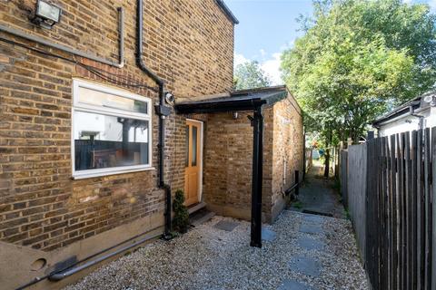 Flat C, 28 Ellison Road, London, SW16 5BY