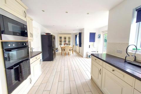 4 bedroom detached house for sale, Evergreen Way, Stourport-On-Severn