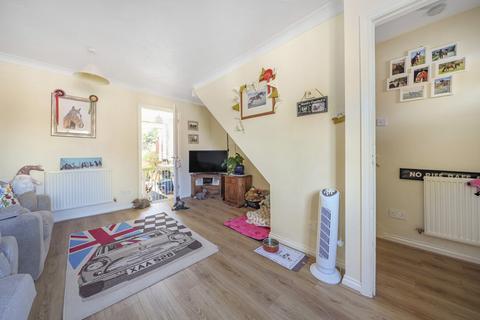 2 bedroom terraced house for sale, Clover End, Buckinghamshire MK18