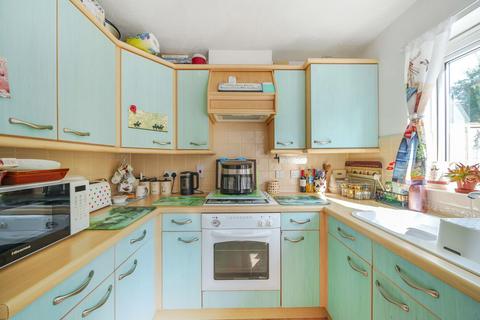 14 Clover End, Buckingham, MK18 1FT