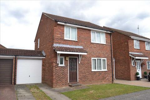 3 bedroom link detached house for sale, Sowerberry Close, Chelmsford