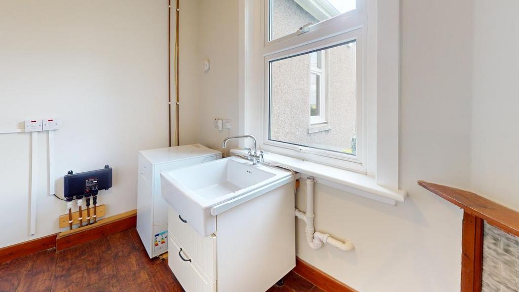 Gladenhill-Braidwood-Laundry.jpg