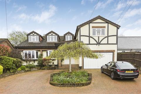 5 bedroom detached house for sale, The Warren, Radlett