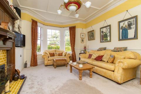 4 bedroom detached house for sale, Pierremont Avenue, Broadstairs, CT10