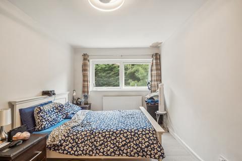 43 Antoneys Close, Pinner, HA5 3LP