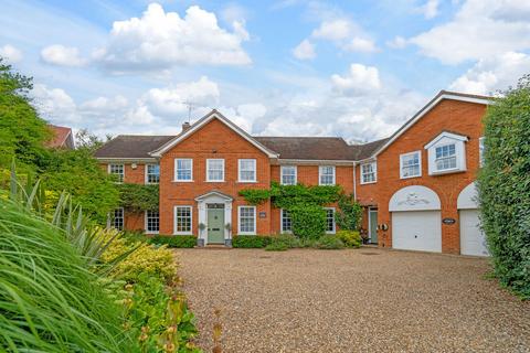 undefined, 4 Heathlands Drive Maidenhead, Berkshire, SL6 4NF