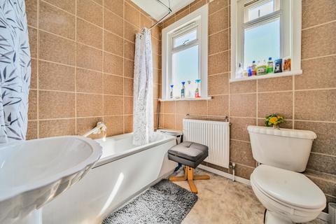 9 Ardoch Road, London, SE6 1SR