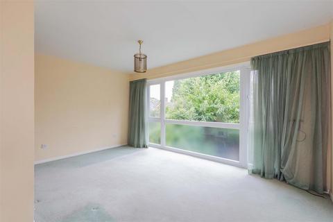 4 Singers Close, Henley-on-thames, RG9 1HD