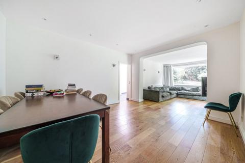 5 Beaufort Close, London, W5 3EE