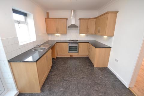 2 bedroom terraced house to rent, Poolstock Lane, Wigan, WN3