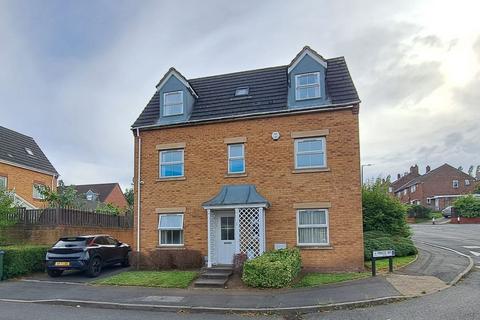 4 bedroom detached house for sale, Princes Way, Oldbury