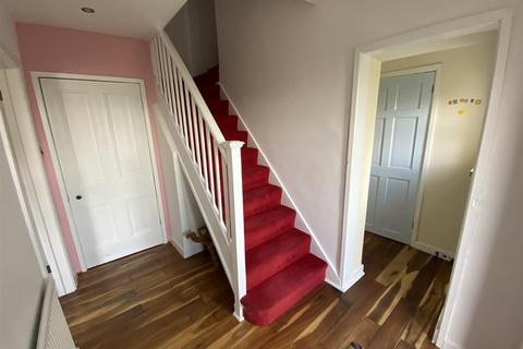 10 Brynymor, Five Roads, Llanelli, SA15 5DX