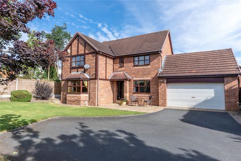 5 bedroom detached house for sale, Silcoates Avenue, Wrenthorpe, Wakefield, West Yorkshire