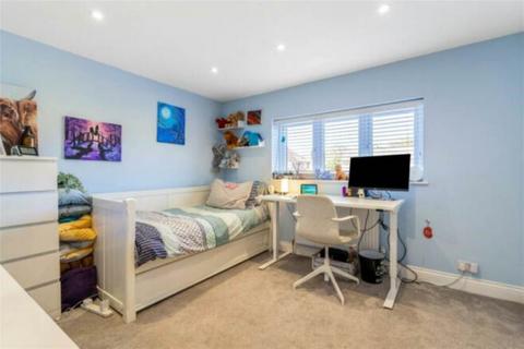 31 Allanson Road, Marlow, SL7 1LE