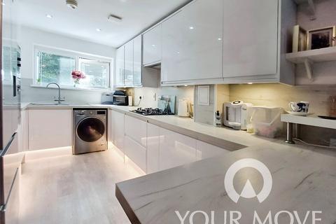 172 Springhead Parkway, Northfleet, Gravesend, DA11 8BY