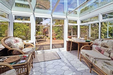 Callanish Blacksmiths Lane, Lower Moor, Pershore, WR10 2PA