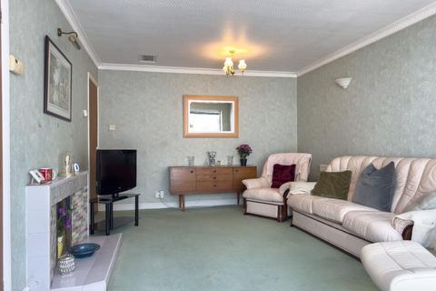 2 bedroom semi-detached bungalow for sale, Ashlea Avenue, Brighouse, HD6 3SR