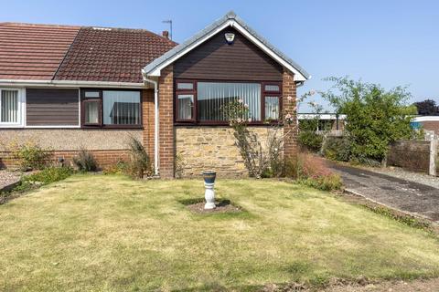 2 bedroom semi-detached bungalow for sale, Ashlea Avenue, Brighouse, HD6 3SR