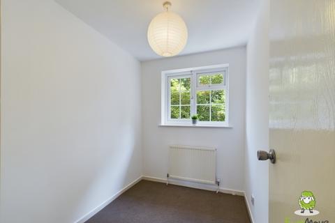 21 Alderwood, Chineham, Basingstoke, RG24 8TU