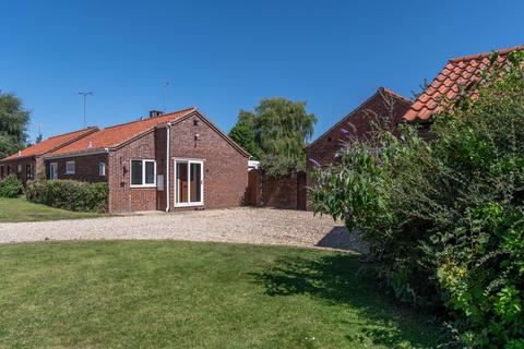 2 bedroom detached bungalow for sale, Walcups Lane, Great Massingham, PE32