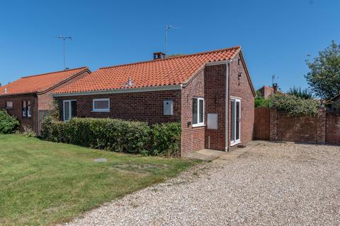 2 bedroom detached bungalow for sale, Walcups Lane, Great Massingham, PE32