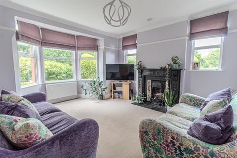 3 bedroom detached house for sale, Woodthorpe Drive, Mapperley, Nottingham