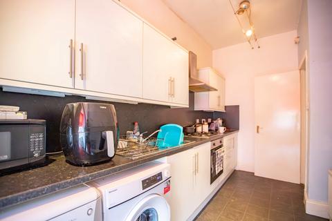 2 bedroom flat for sale, Lang Street, Paisley PA1