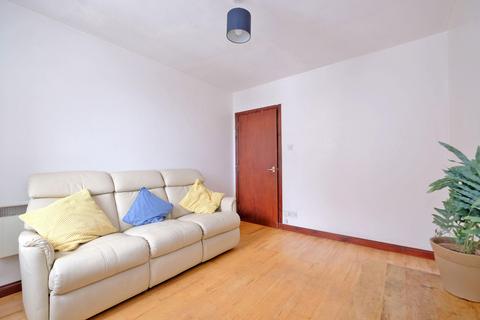 Flat 4, 38 To 42 Jopps Lane, Aberdeen, AB25 1BX