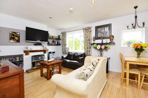 3 bedroom end of terrace house to rent, Stroud Crescent, Roehampton, London, SW15