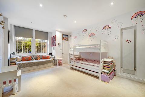 3 bedroom flat for sale, Draycott Place, Chelsea, My Details