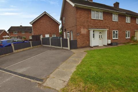 3 bedroom semi-detached house to rent, Landsdowne Road, Brimington, Chesterfield