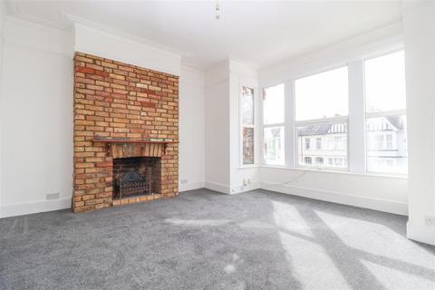 3 bedroom apartment for sale, ANERLEY ROAD, Westcliff-On-Sea