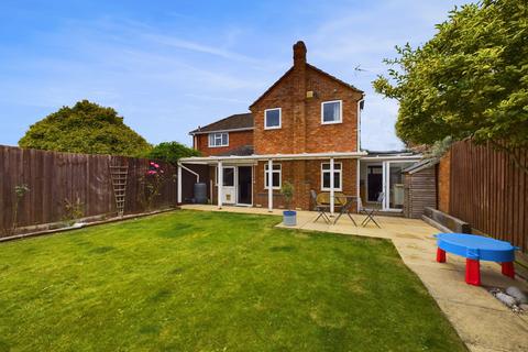 3 bedroom semi-detached house for sale, Park View Road, Towcester, NN12